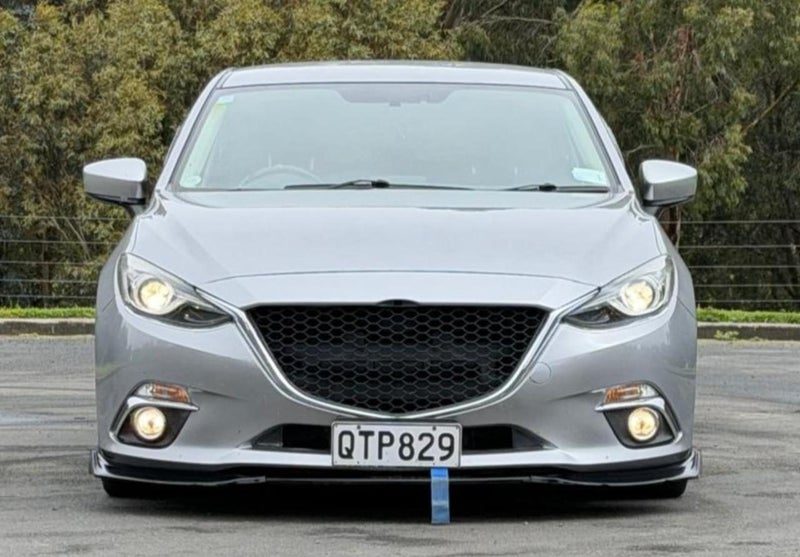 2014 Mazda Axela 15C, photo 3