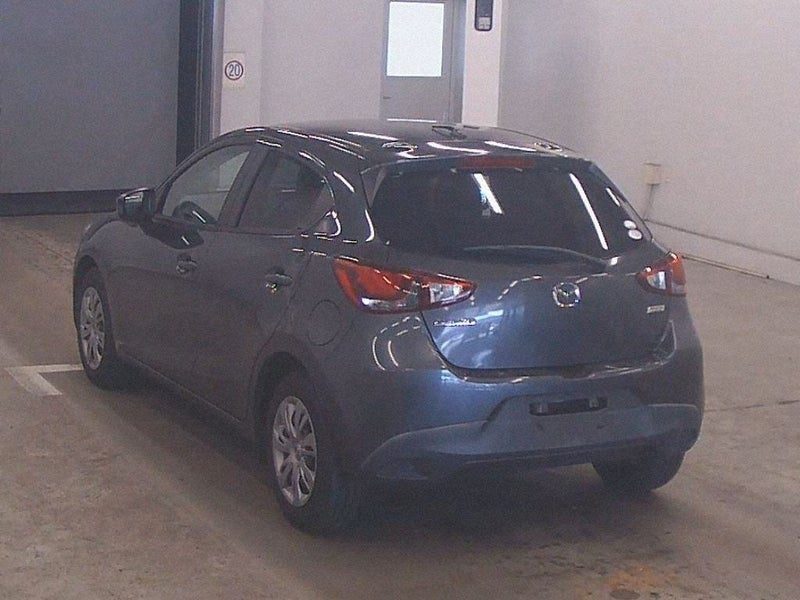 2014 Mazda Demio 13 S, photo 2