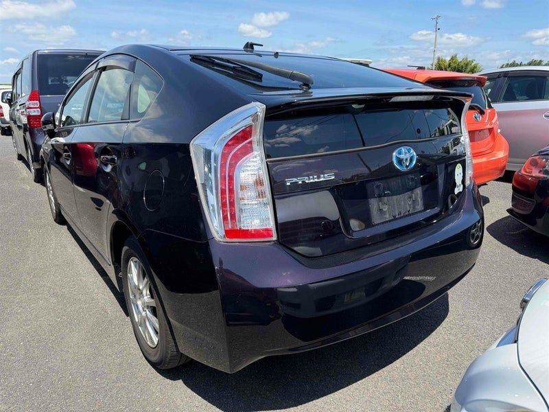 2014 Toyota Prius 1.8 HYBRID, photo 2