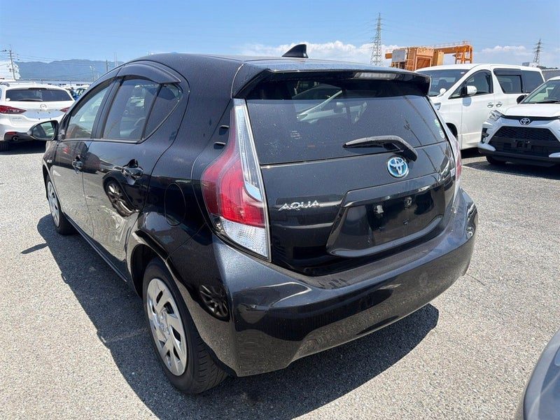 2015 Toyota Aqua S Push start, photo 2