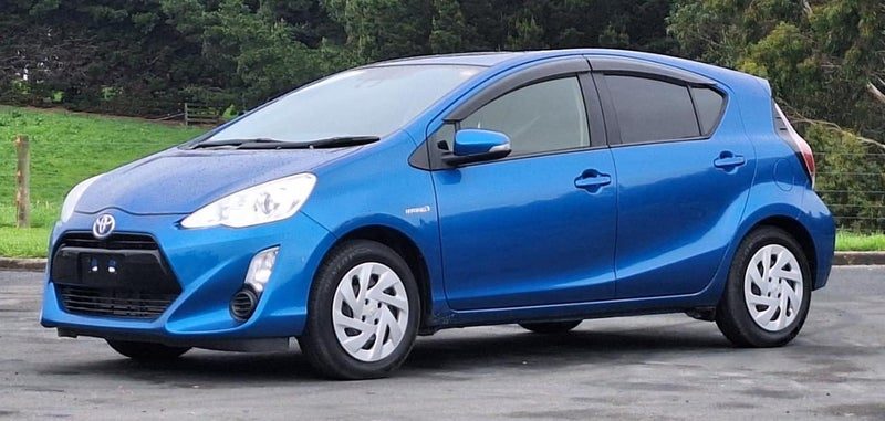 2016 Toyota Aqua S Push start, photo 2