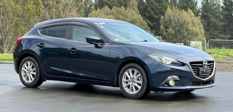 2014 Mazda Axela 15S