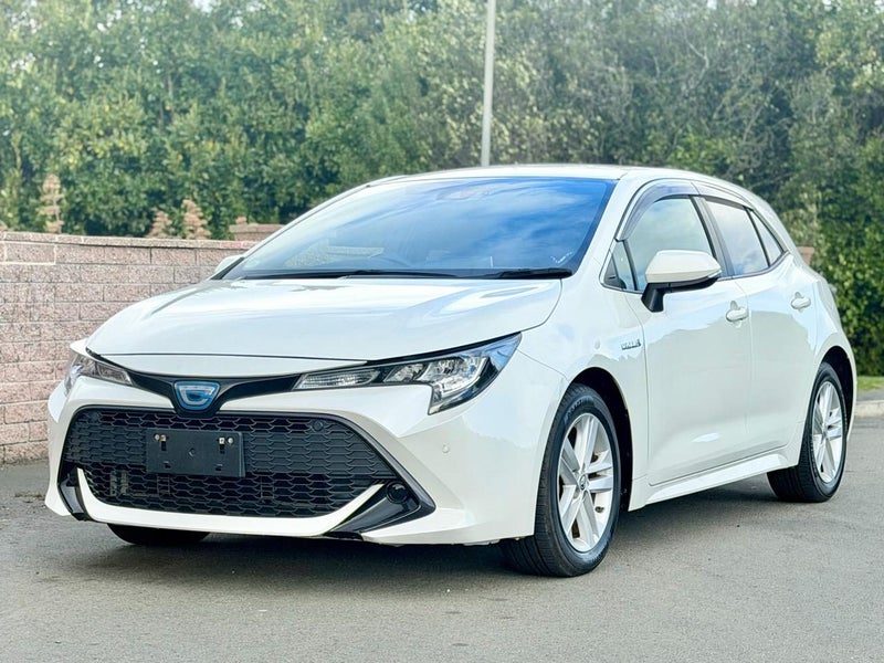 2018 Toyota Corolla Hybrid S, photo 2