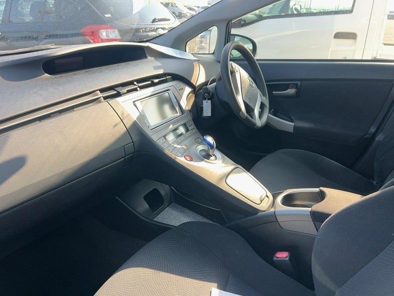 2014 Toyota Prius S, photo 3
