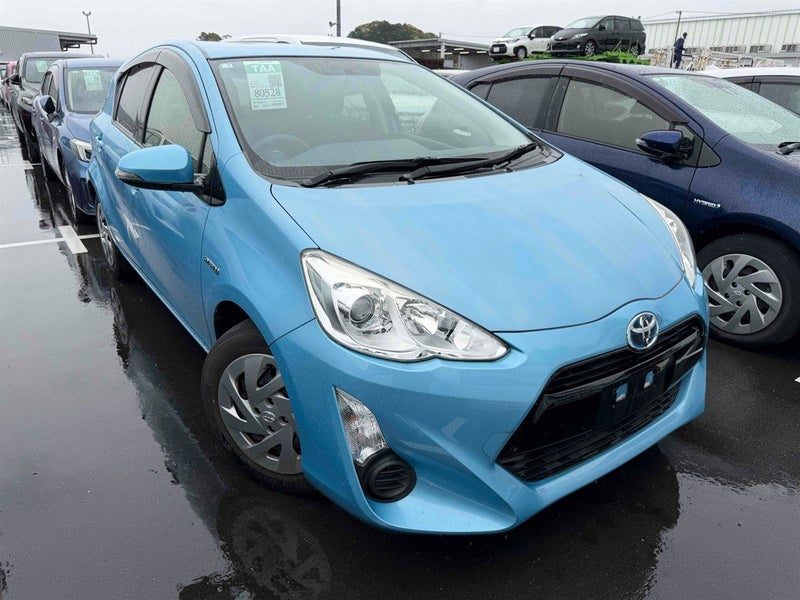 2017 Toyota Aqua S Push start