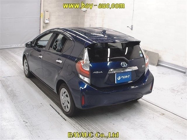 2018 Toyota Aqua S Push start, photo 2