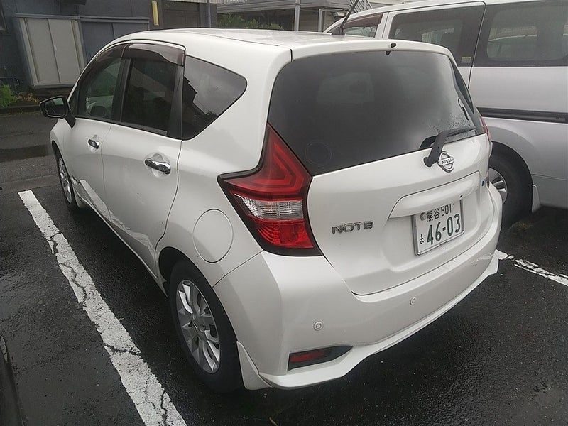 2016 Nissan Note E-POWER, photo 2