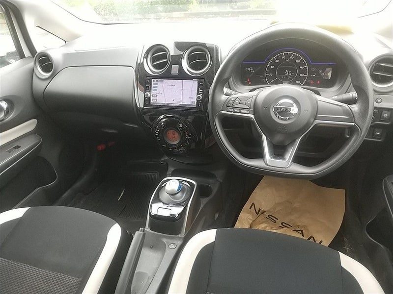 2016 Nissan Note E-POWER, photo 3