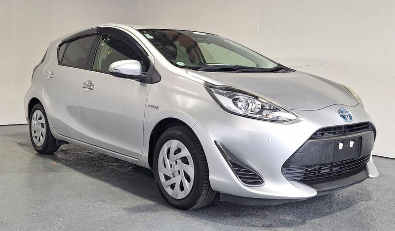 2018 Toyota Aqua S STYLE BLACK, photo 3