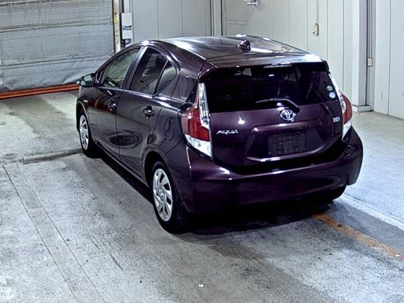 2015 Toyota Aqua S Push start, photo 2