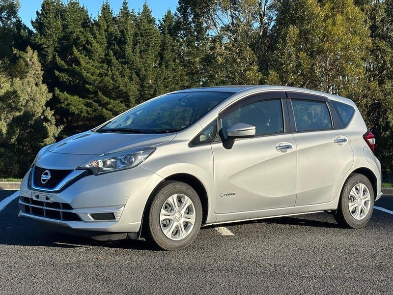 2017 Nissan Note e-power S, photo 2