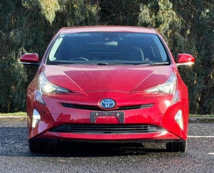 2018 Toyota Prius LEATHER SEATS, CRUISE CONTROL, photo 3