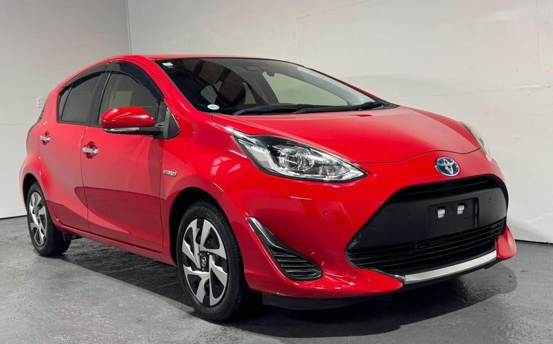 2020 Toyota Aqua S STYLE BLACK