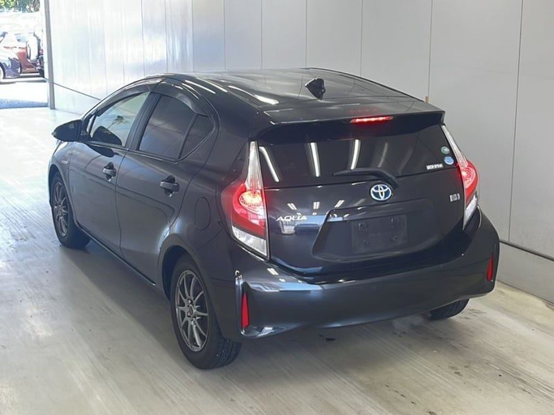 2017 Toyota Aqua S Push start, photo 2