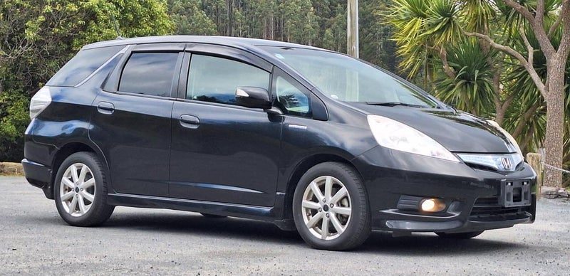 2013 Honda Fit SHUTTLE HYBRID
