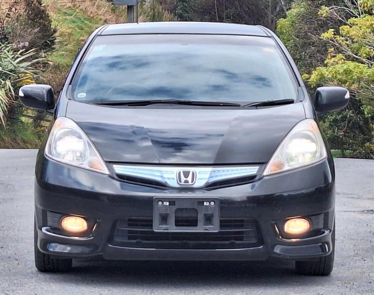 2013 Honda Fit SHUTTLE HYBRID, photo 3