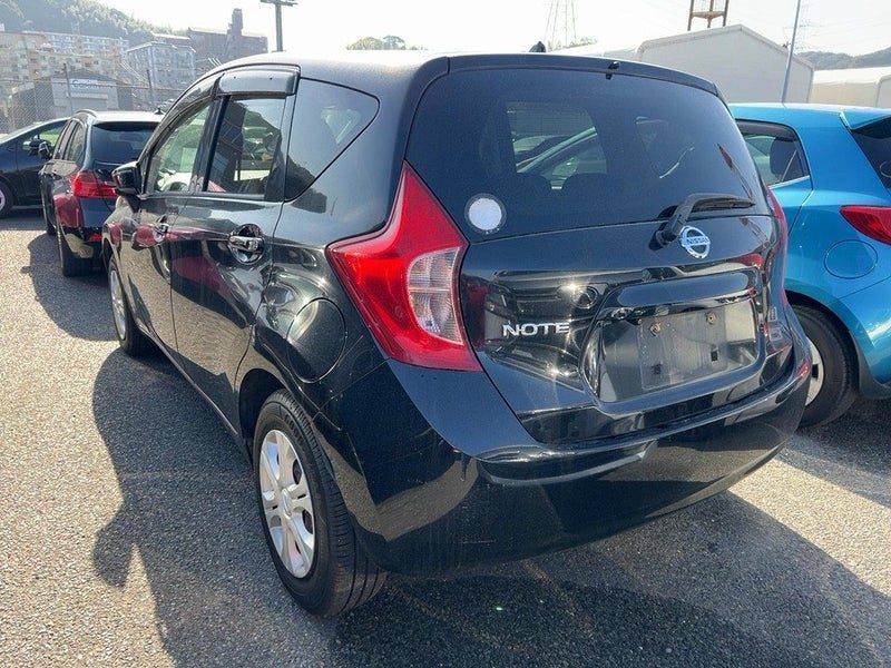 2015 Nissan Note X, photo 2