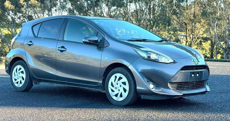 2017 Toyota Aqua S Push start