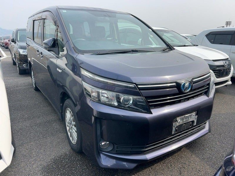 2014 Toyota Voxy HYBRID X
