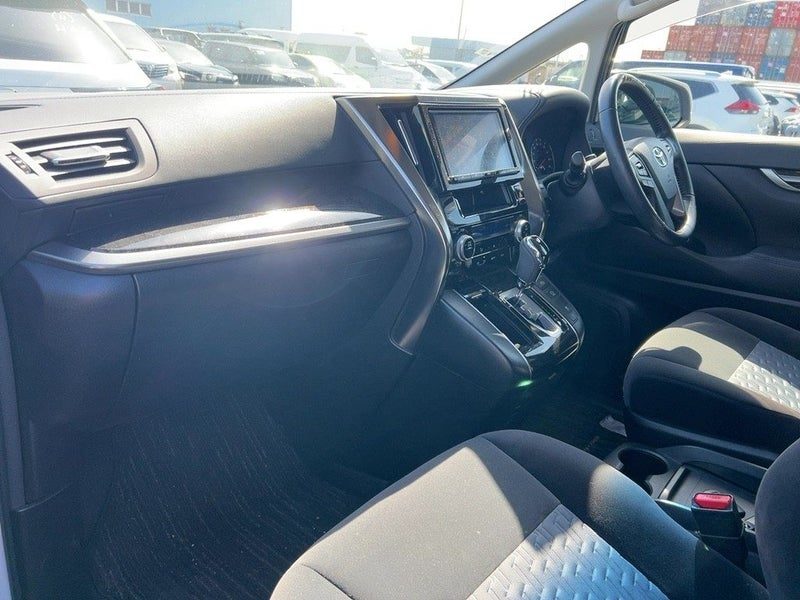 2017 Toyota Vellfire 2.5Z, photo 3
