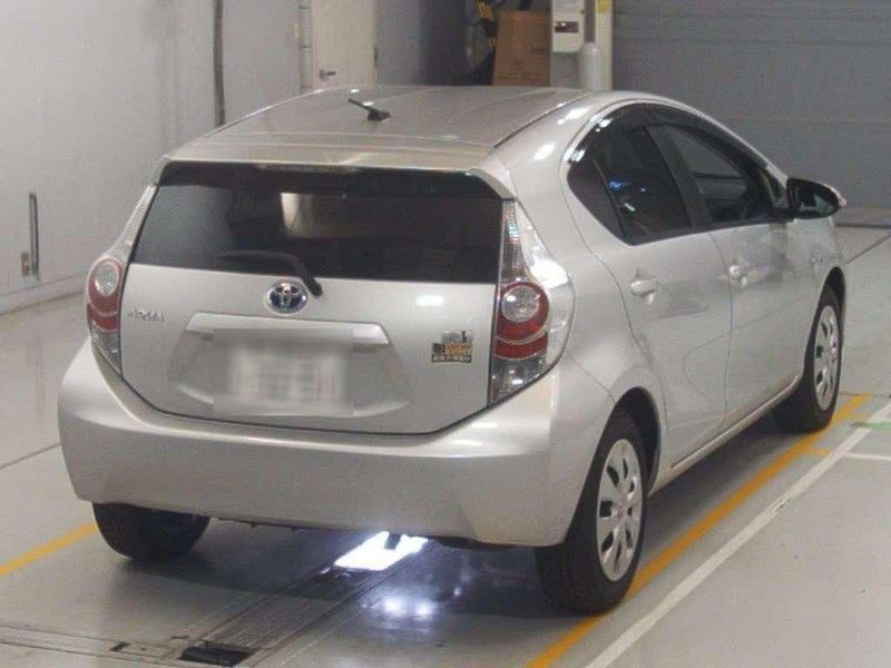 2014 Toyota Aqua S Push start, photo 2