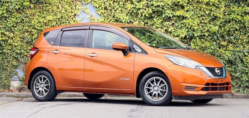 2017 Nissan Note E-POWER B, photo 2