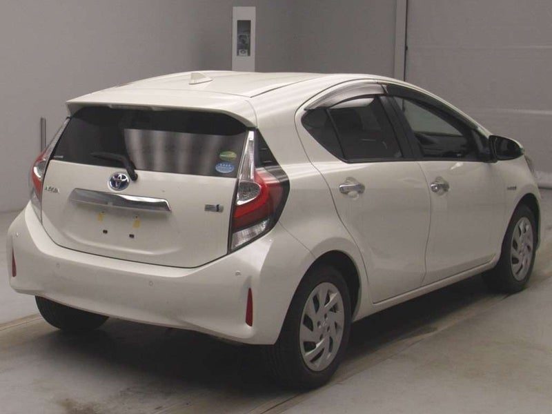 2018 Toyota Aqua S STYLE BLACK, photo 2
