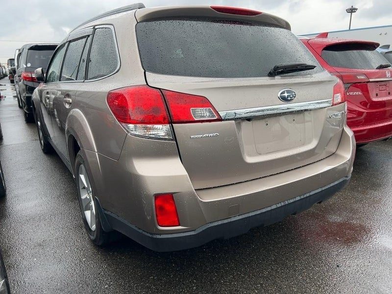 2013 Subaru Outback 2.5I EYESIGHT 4WD, photo 2