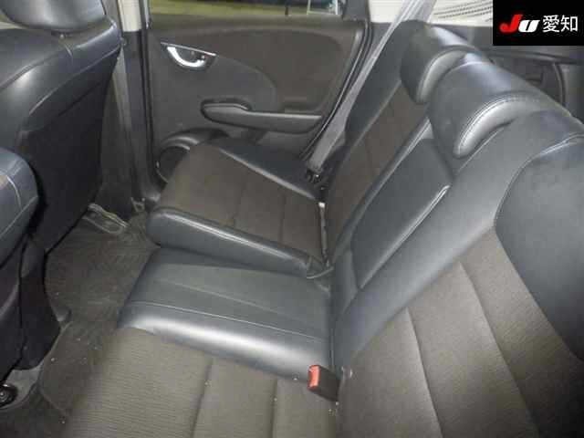 2013 Honda Fit HYBRID S PACK, photo 3