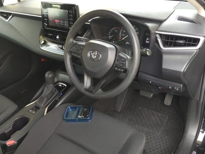 2020 Toyota Corolla HYBRID SEDAN, photo 3