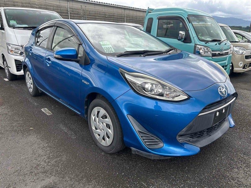 2017 Toyota Aqua S Push start