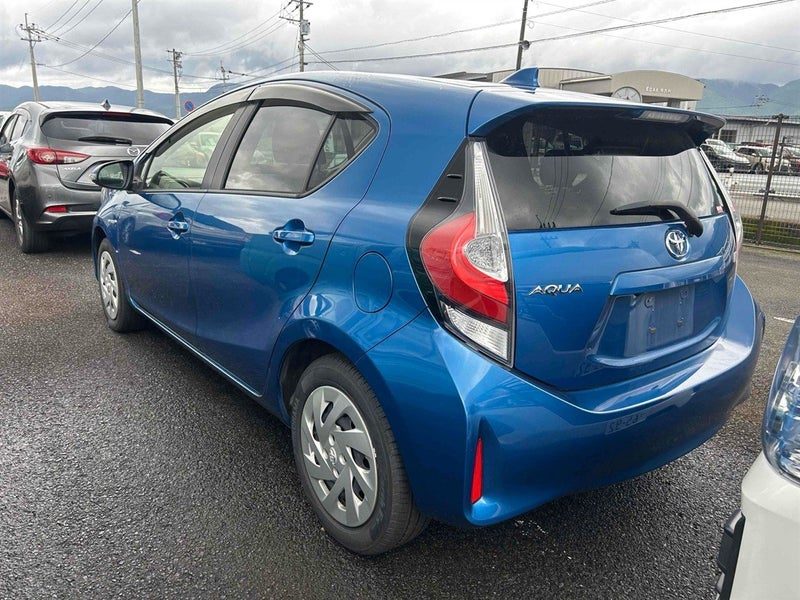 2017 Toyota Aqua S Push start, photo 2
