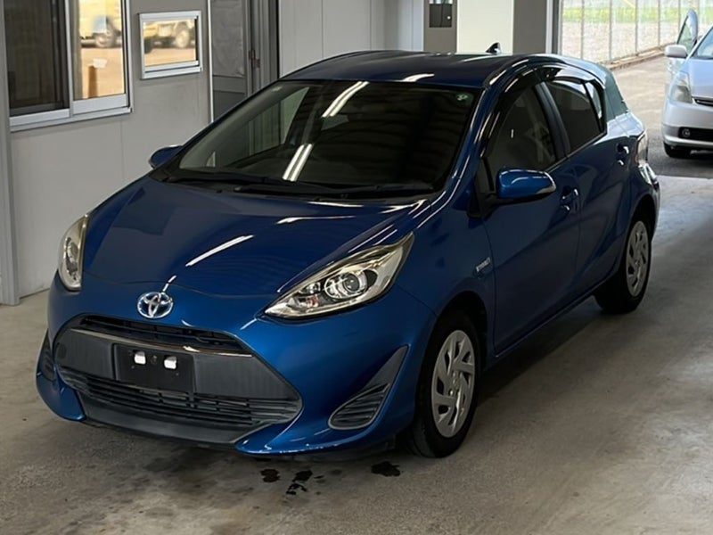2017 Toyota Aqua S Push start, photo 3