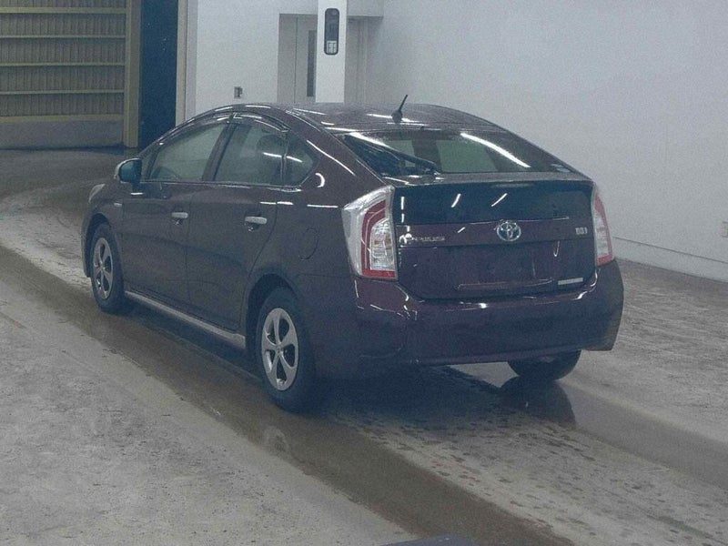 2015 Toyota Prius 1.8 HYBRID, photo 3