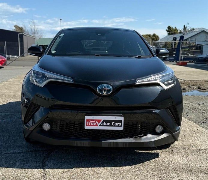 2017 Toyota C-HR G, photo 2