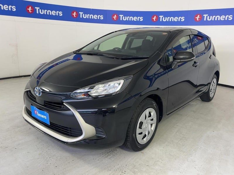 2022 Toyota Aqua, photo 3