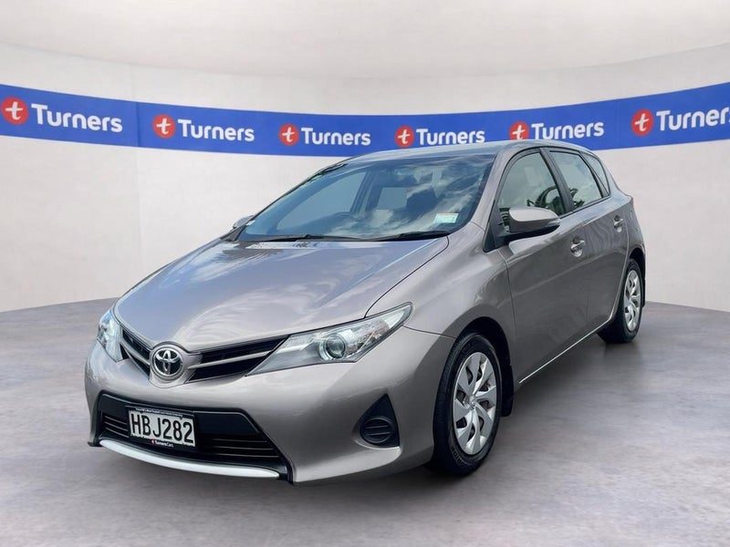 2013 Toyota Corolla GX, photo 3