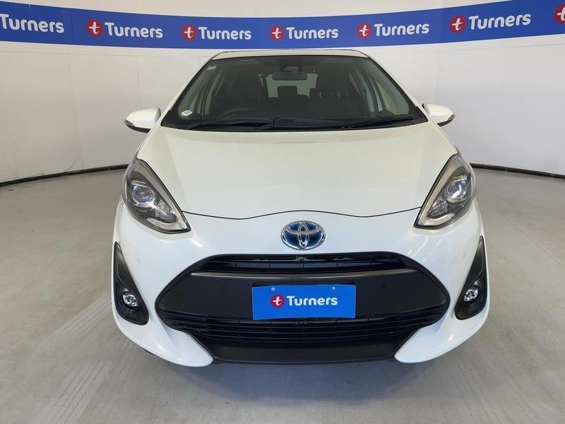 2019 Toyota Aqua, photo 2
