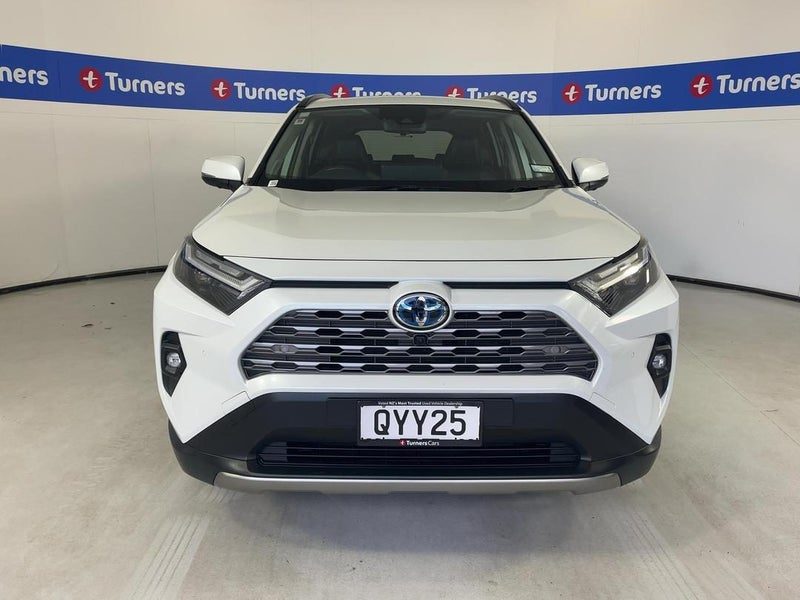 2024 Toyota RAV4 Limited, photo 2