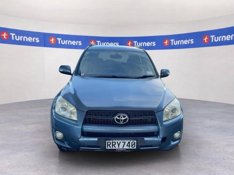 2011 Toyota RAV4 LTD, photo 2