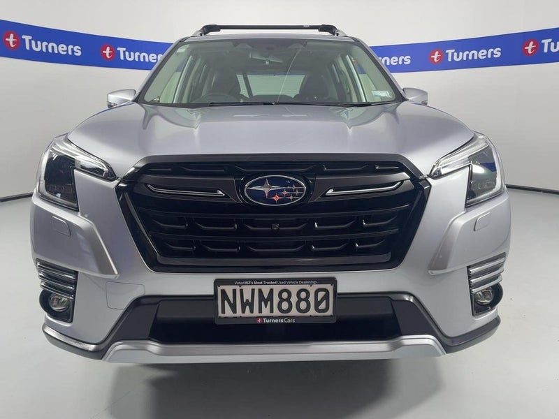 2021 Subaru Forester Hybrid Premium, photo 2