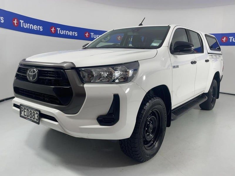 2022 Toyota Hilux SR TD DC 2WD, photo 3