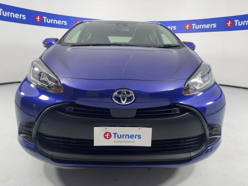 2022 Toyota Aqua, photo 2