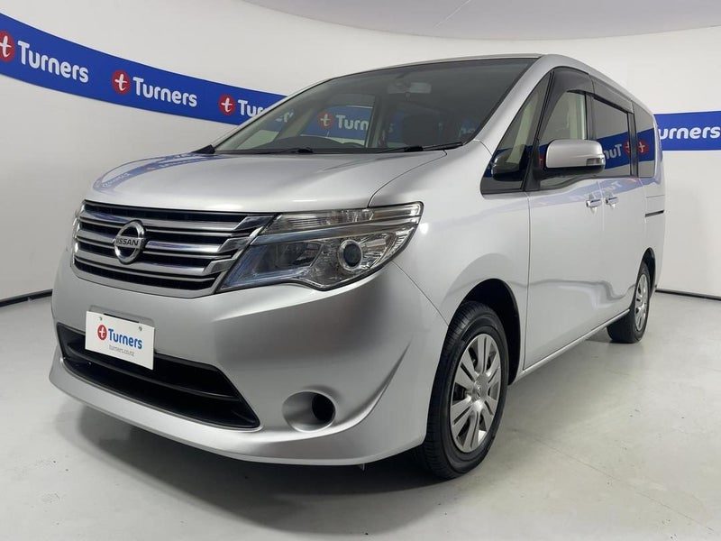 2015 Nissan Serena, photo 3