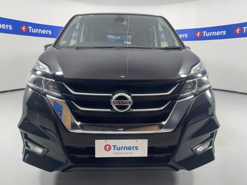 2017 Nissan Serena, photo 2