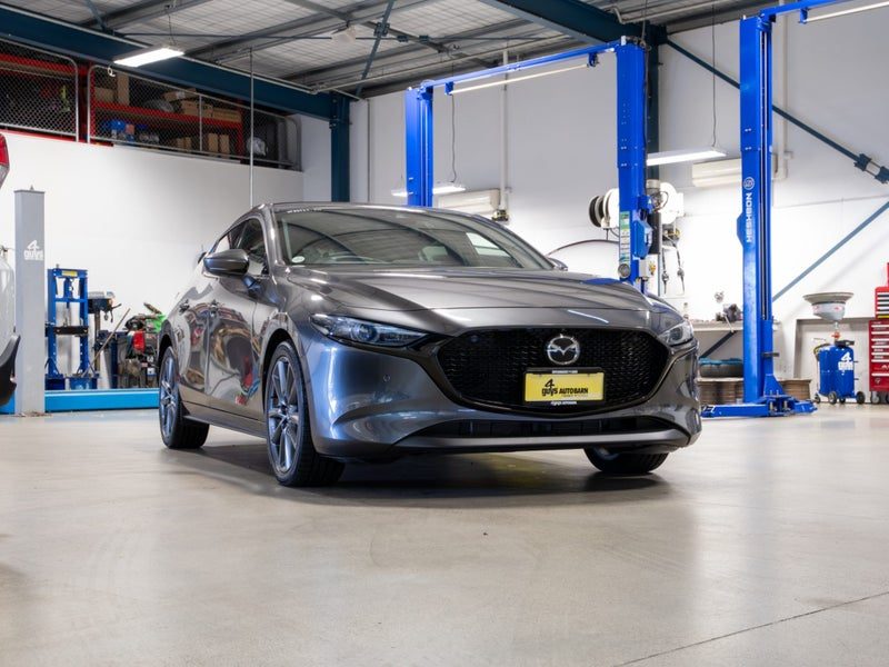 2020 Mazda 3 20S, photo 3