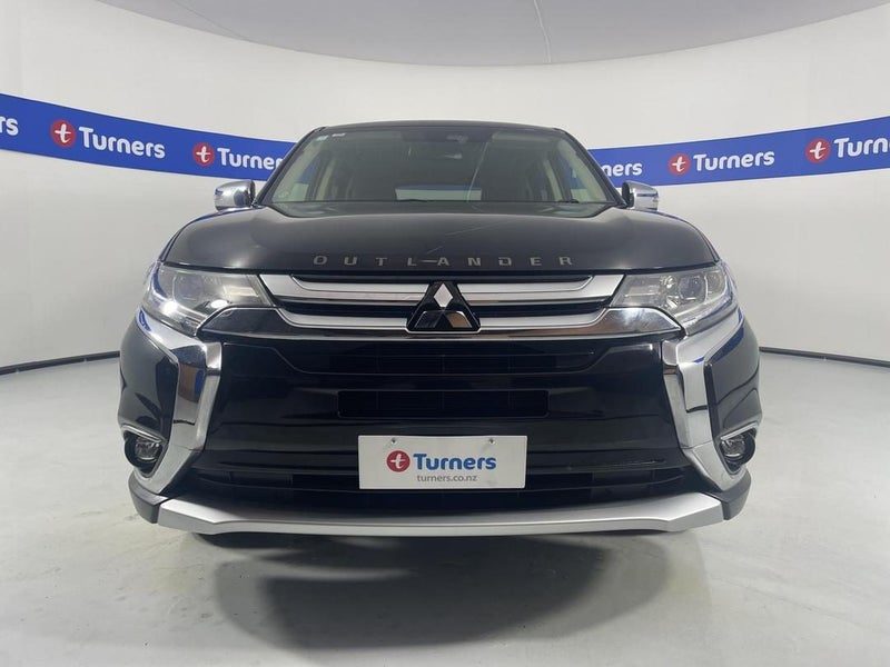 2017 Mitsubishi Outlander, photo 2