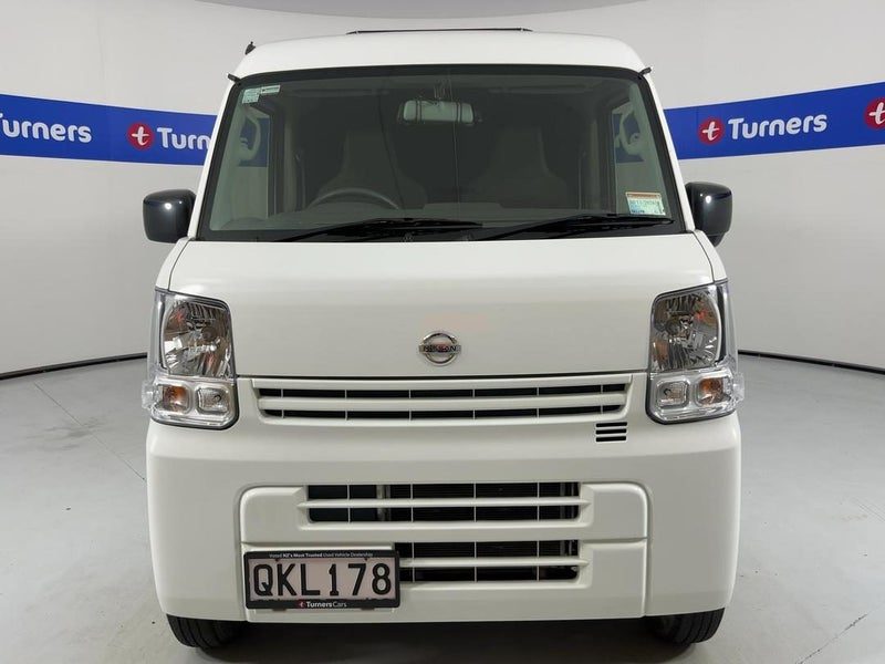 2022 Nissan Clipper, photo 2