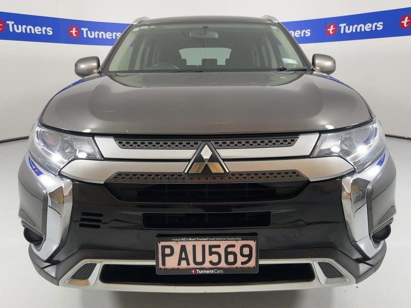 2018 Mitsubishi Outlander LS, photo 2