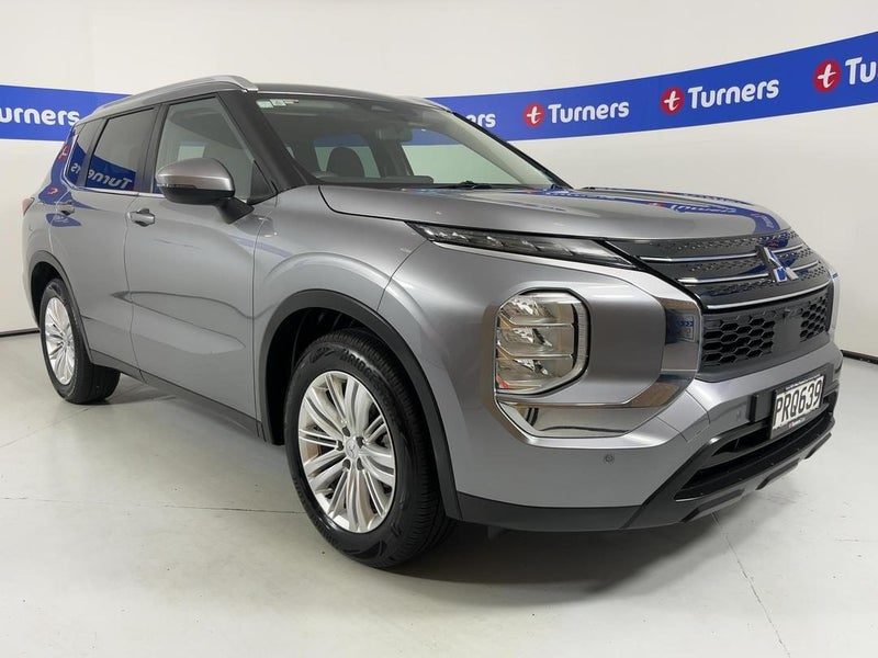 2023 Mitsubishi Outlander LS